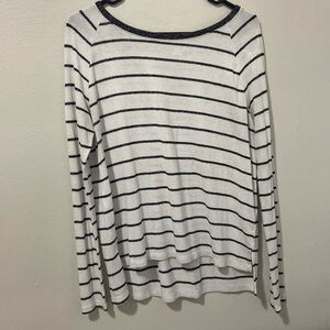 Luxe small Old Navy long sleeve women’s striped shirt